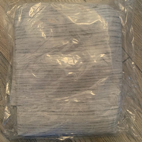 NWT DG2 BY DIANE GILMAN ASYMMETRIC STRIPED TOP HEATHER GRAY MEDIUM - Picture 13 of 13